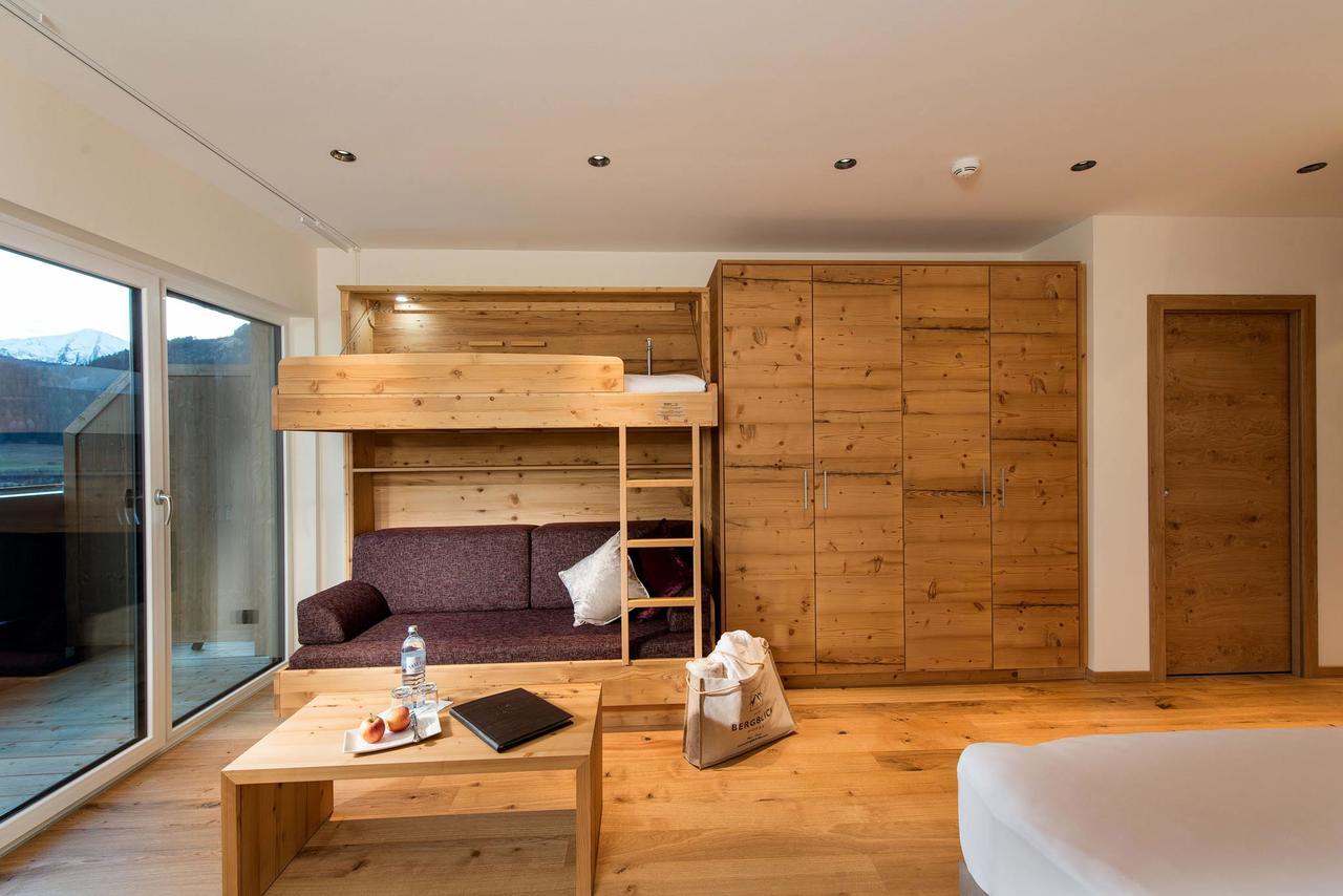 Hotel Bergblick 4 Sterne Superior Fiss Ngoại thất bức ảnh